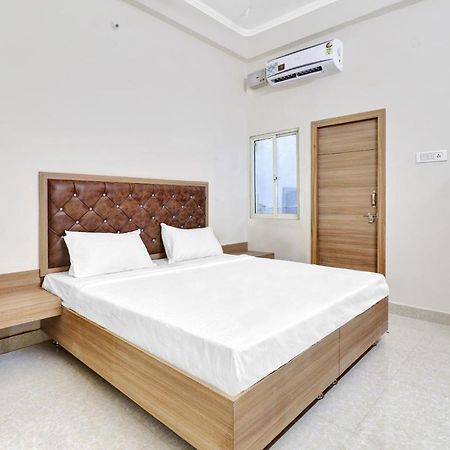 Collection O Pearl Inn Guest House Gwalior Exterior foto